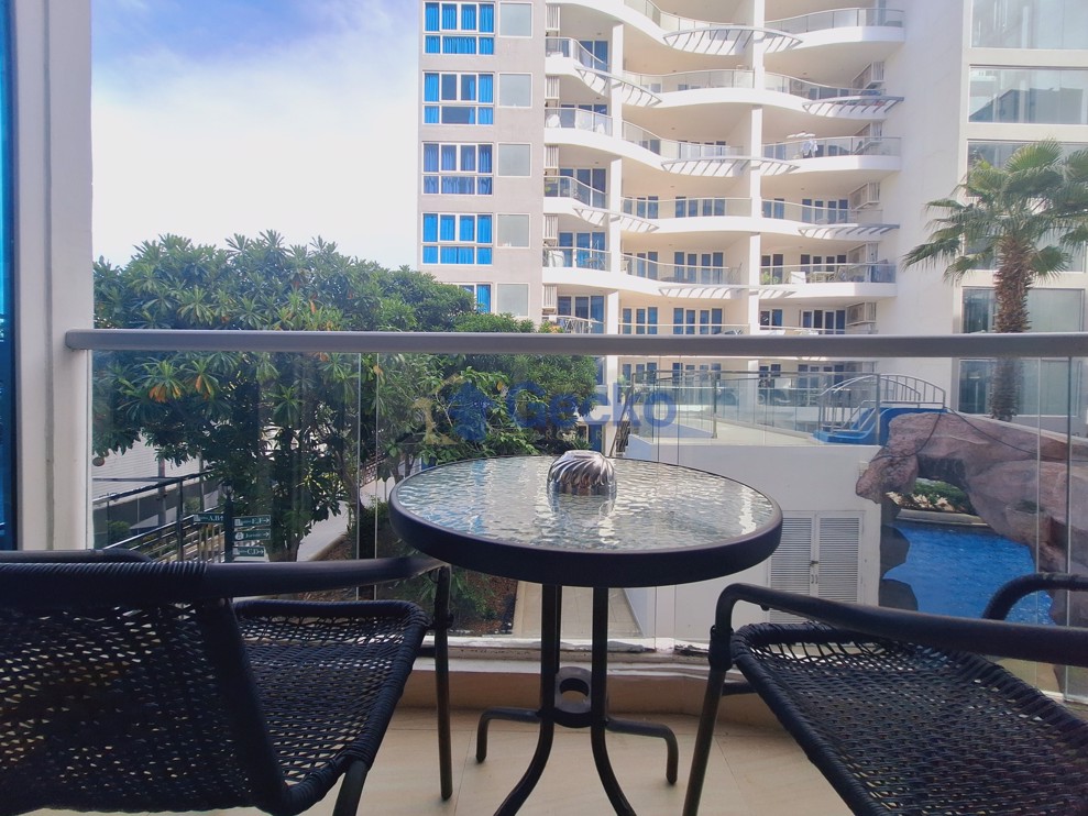 2 Bedrooms Condo in Grand Avenue Central Pattaya C011804 (Photo 4)