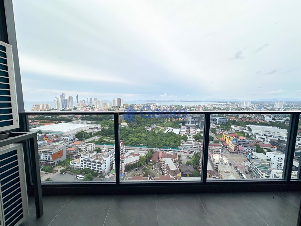 3 ห้องนอน คอนโดมิเนี่ยม in Once Pattaya พัทยาเหนือ C011815 (Photo 1)