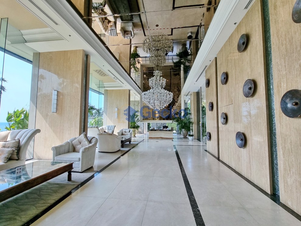 2 Bedrooms Condo in The Palm Wongamat Wongamat C011780 (Photo 1)