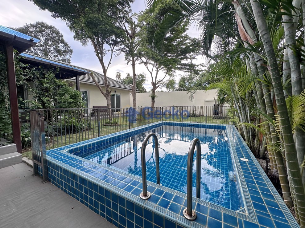 3 Bedrooms House in Green Field Villa 5  East Pattaya H011831 (Photo 3)