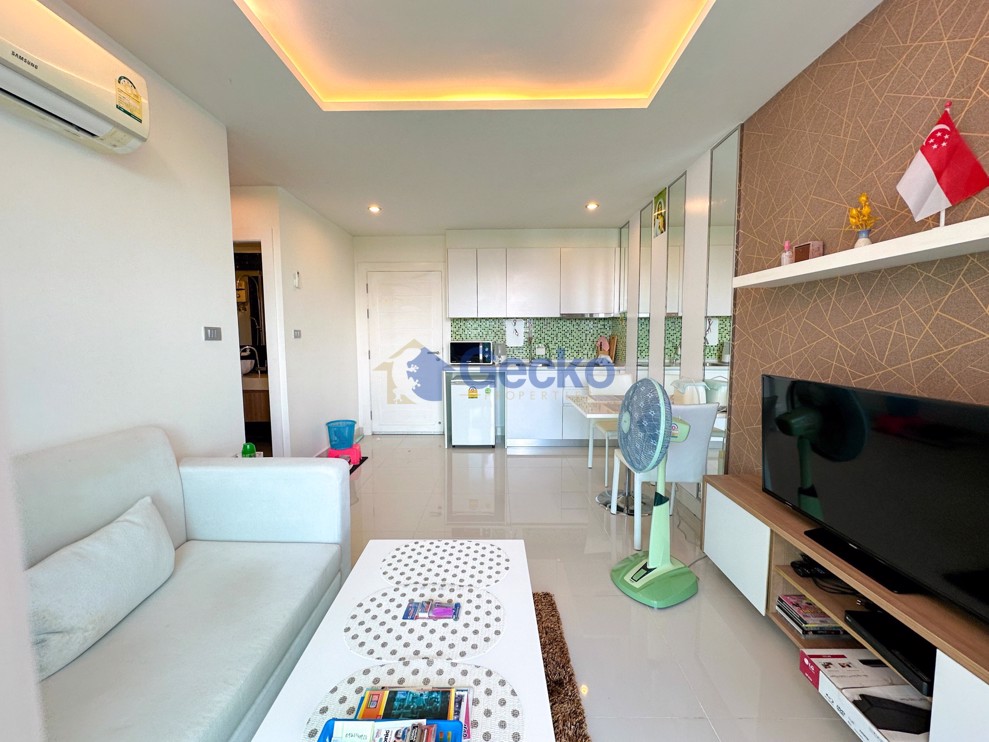 1 ห้องนอน คอนโดมิเนี่ยม in Amazon Residence จอมเทียน C011832 (Photo 2)