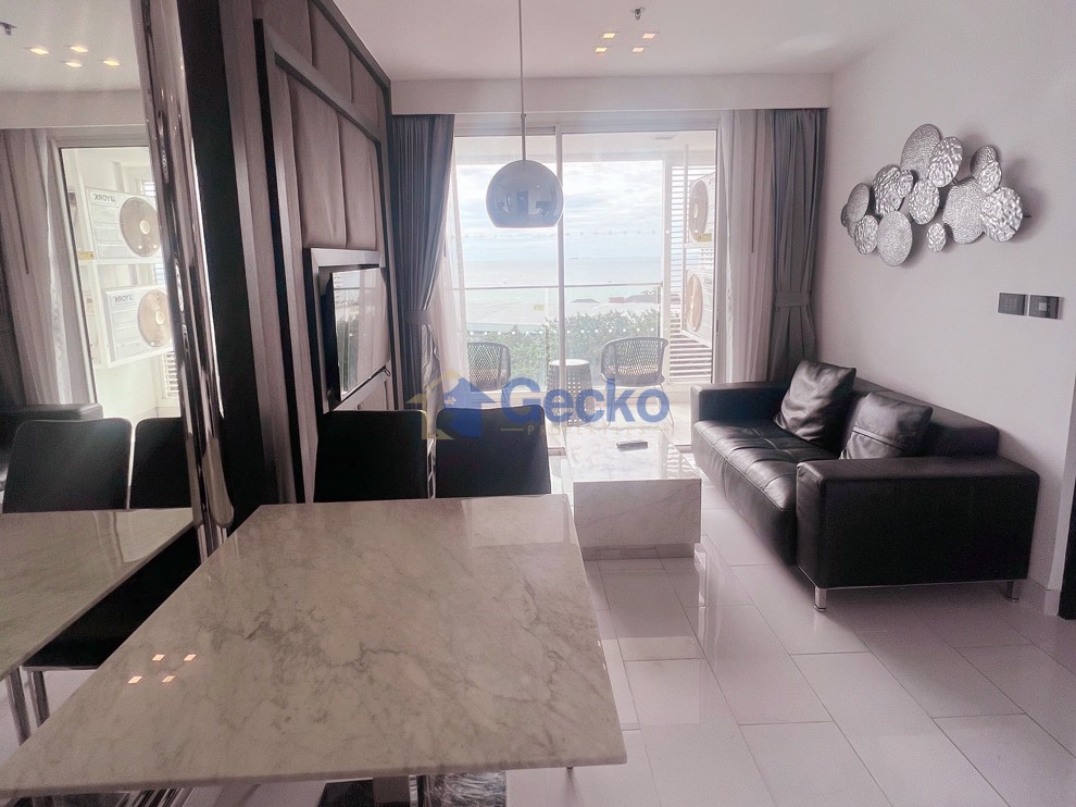 1 ห้องนอน คอนโดมิเนี่ยม in Sky Residences พระตำหนัก C011846 (Photo 3)