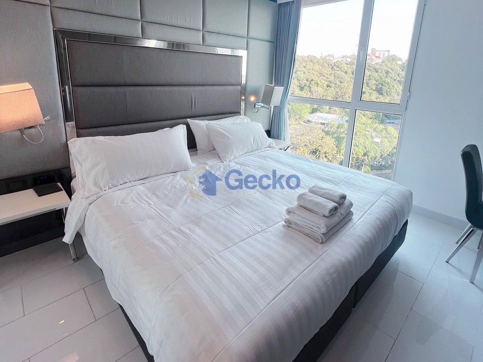 1 ห้องนอน คอนโดมิเนี่ยม in Sky Residences พระตำหนัก C011847 (Photo 3)