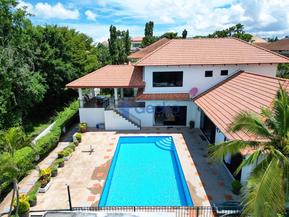 5 Bedrooms House in Paradise Villas 1  East Pattaya H011852 (Photo 2)