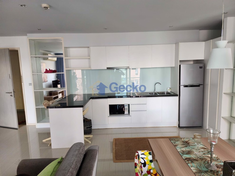 2 Bedrooms Condo in Atlantis Condo Resort Jomtien C011856 (Photo 1)