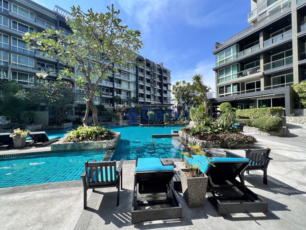 2 Bedrooms Condo in Apus Condominium Central Pattaya C011867 (Photo 1)