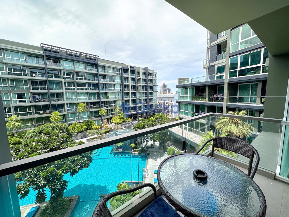 2 Bedrooms Condo in Apus Condominium Central Pattaya C011868 (Cover Photo)