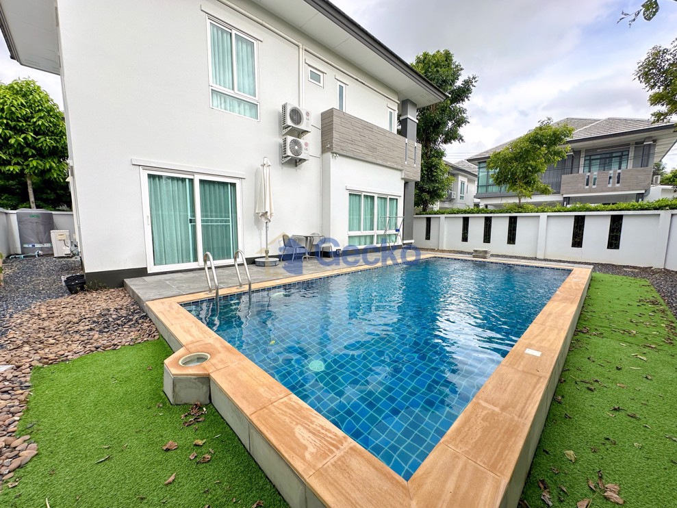 3 Bedrooms House in Patta Prime  East Pattaya H011871 (Photo 3)