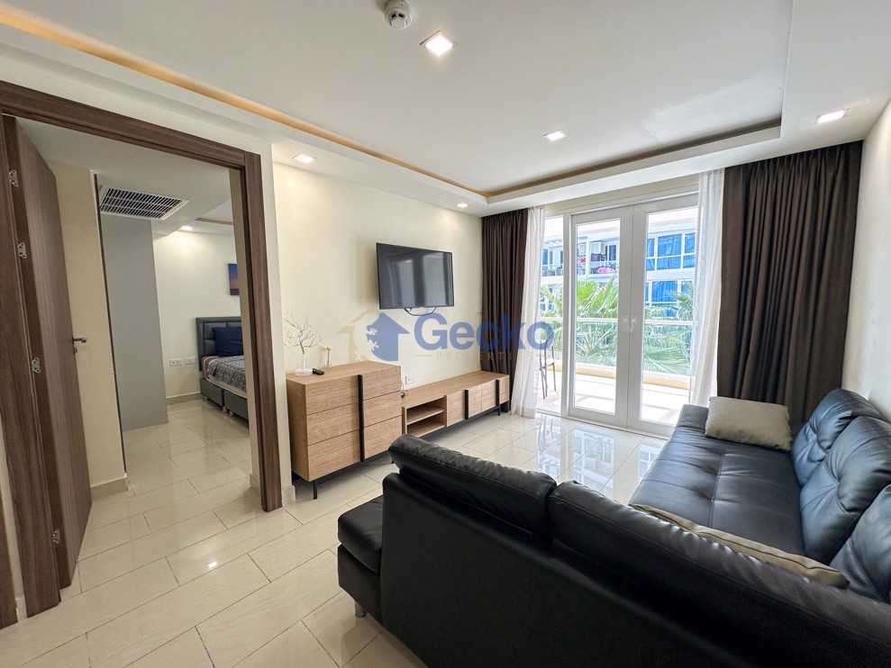 2 Bedrooms Condo in Grand Avenue Central Pattaya C008691 (Photo 4)