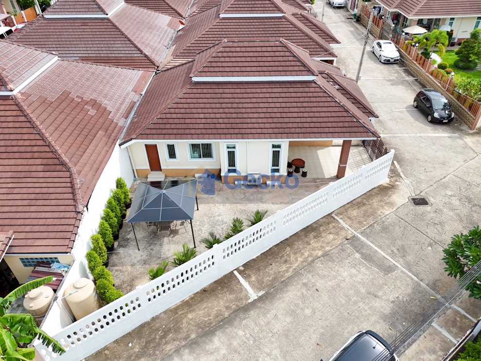 2 ห้องนอน บ้าน in Chokchai Village 10  พัทยาตะวันออก H011887 (Photo 3)