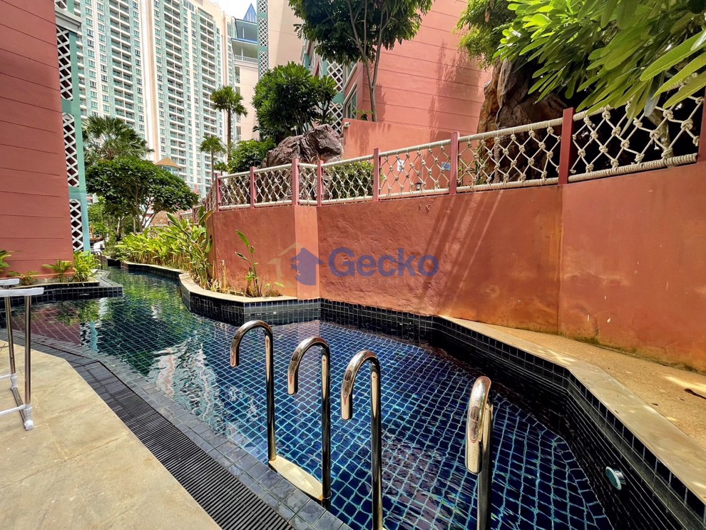1 ห้องนอน คอนโดมิเนี่ยม in Grande Caribbean Condo Resort จอมเทียน C011917 (Photo 1)