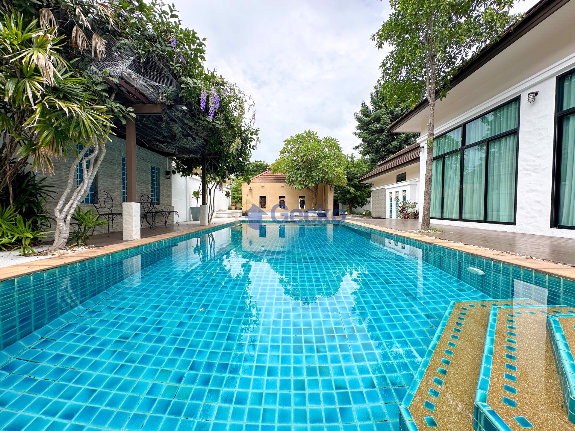 3 ห้องนอน บ้าน in บ้านอันดา  พัทยาตะวันออก H011922