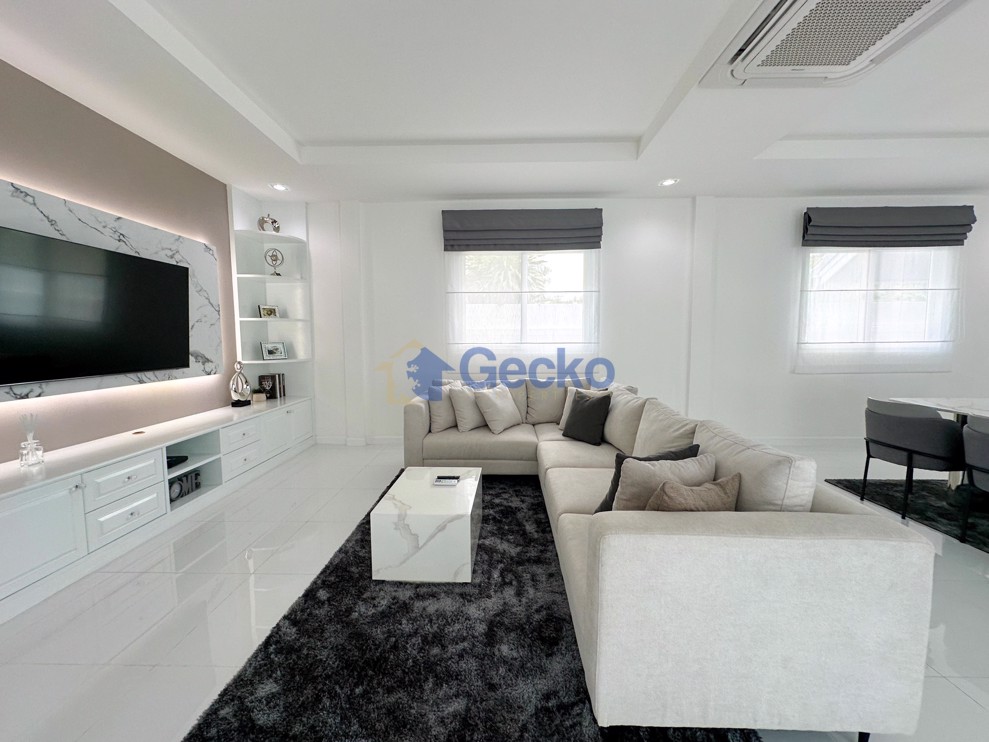 3 ห้องนอน บ้าน in อิมเพรสเฮ้าส์  พัทยาตะวันออก H011892 (Photo 4)