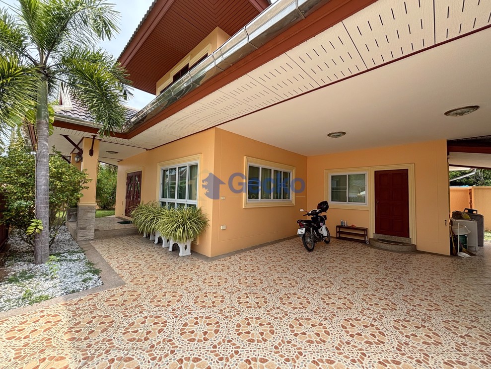 3 Bedrooms House in Rose Land & House  East Pattaya H011963 (Photo 1)