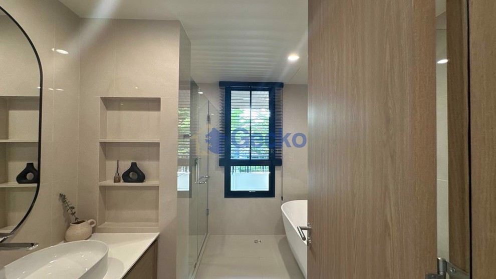 1 Bedroom Condo in Prime Suites Central Pattaya C011971 (Photo 4)