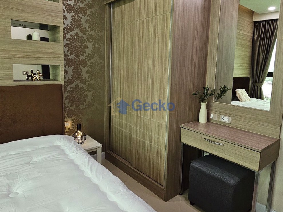 1 ห้องนอน คอนโดมิเนี่ยม in Dusit Grand Condo View จอมเทียน C011972 (Photo 4)
