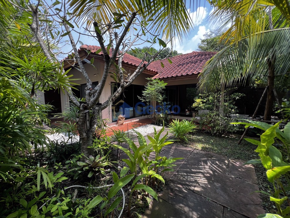 3 Bedrooms House in Baan Balina 2  Na Jomtien H011988 (Photo 2)