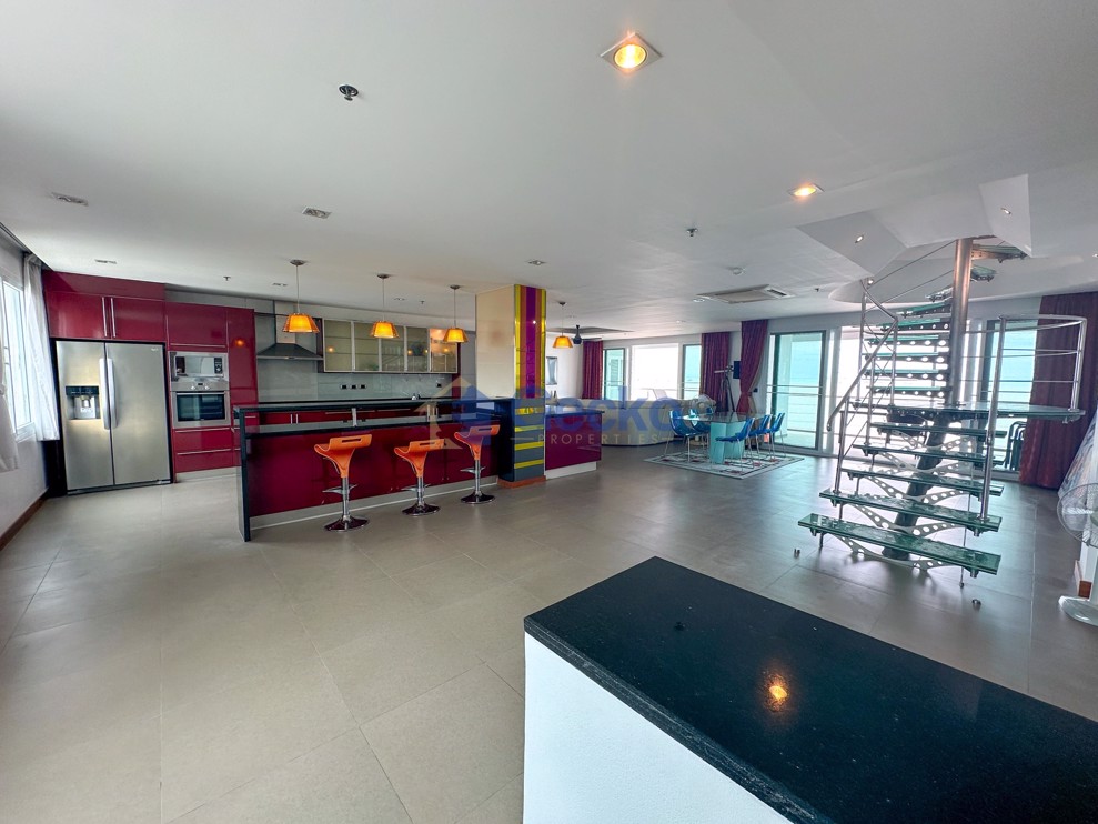 4 ห้องนอน คอนโดมิเนี่ยม in Ananya Naklua นาเกลือ C005351 (Photo 3)