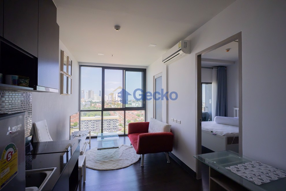 1 ห้องนอน คอนโดมิเนี่ยม in Pattaya Posh พัทยาเหนือ C012003 (Photo 1)