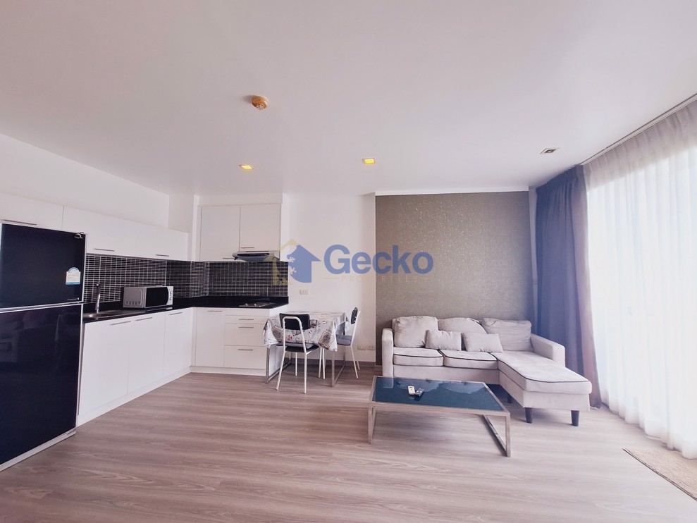 1 Bedroom Condo in The Urban Central Pattaya C009454 (Photo 2)