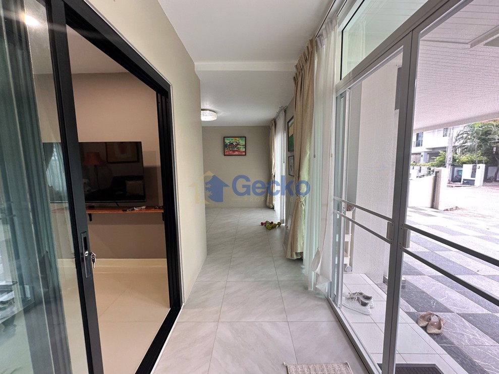 3 ห้องนอน บ้าน in Central Park Hillside Village  พัทยาตะวันออก H012016 (Photo 4)