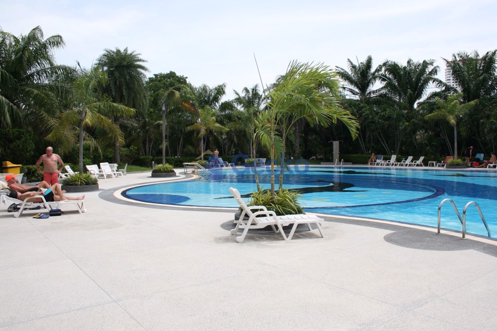 Studio Condo in View Talay 2 Jomtien C012025 (Photo 1)
