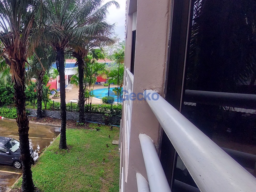 Studio Condo in View Talay 2 Jomtien C012025 (Photo 3)