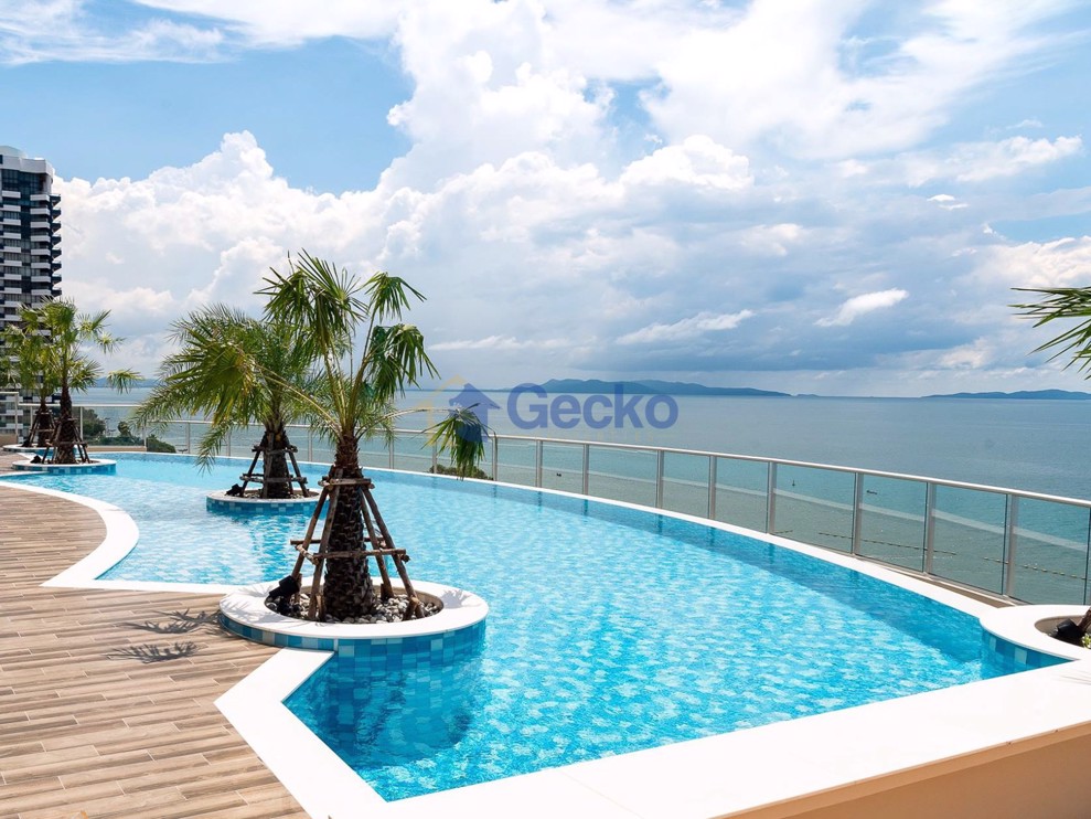 Studio Condo in The Sand Condominium Pratumnak C010382 (Cover Photo)