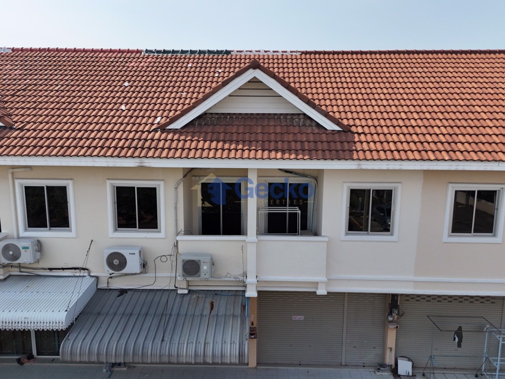 2 Bedrooms House in Chokchai Village 8  East Pattaya H012026 (Photo 1)