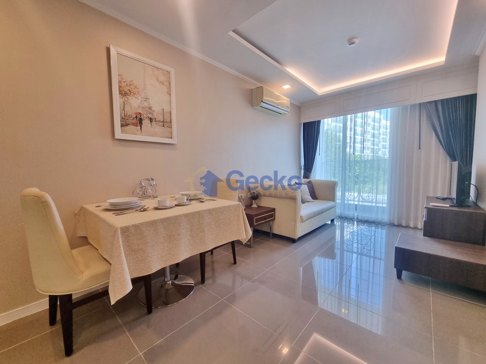 1 Bedroom Condo in The Orient Resort and Spa Jomtien C012033 (Photo 1)