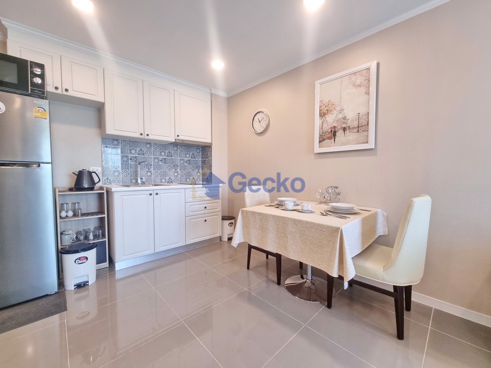 1 Bedroom Condo in The Orient Resort and Spa Jomtien C012033 (Photo 3)