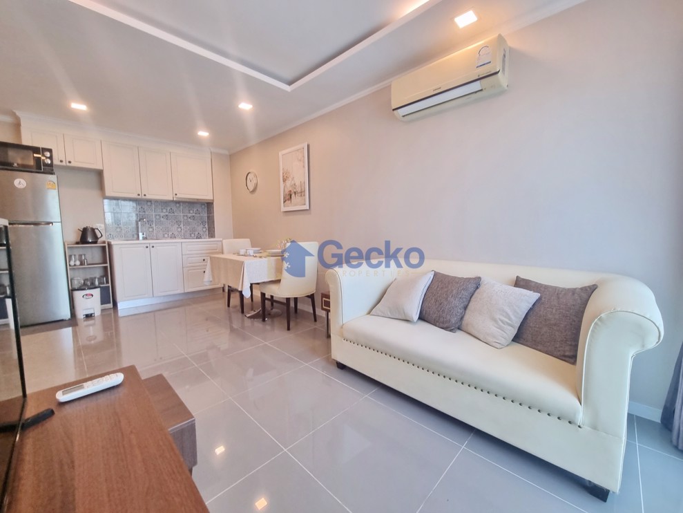 1 Bedroom Condo in The Orient Resort and Spa Jomtien C012033 (Photo 4)