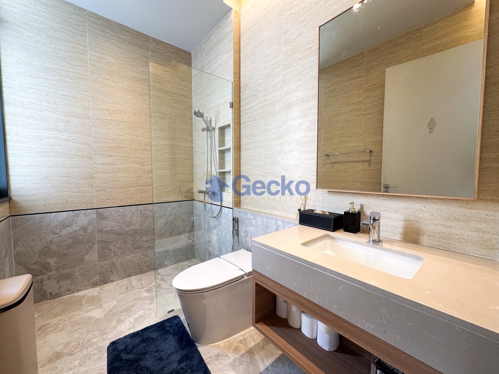 4 Bedrooms House in Cascade  East Pattaya H011989 (Photo 2)