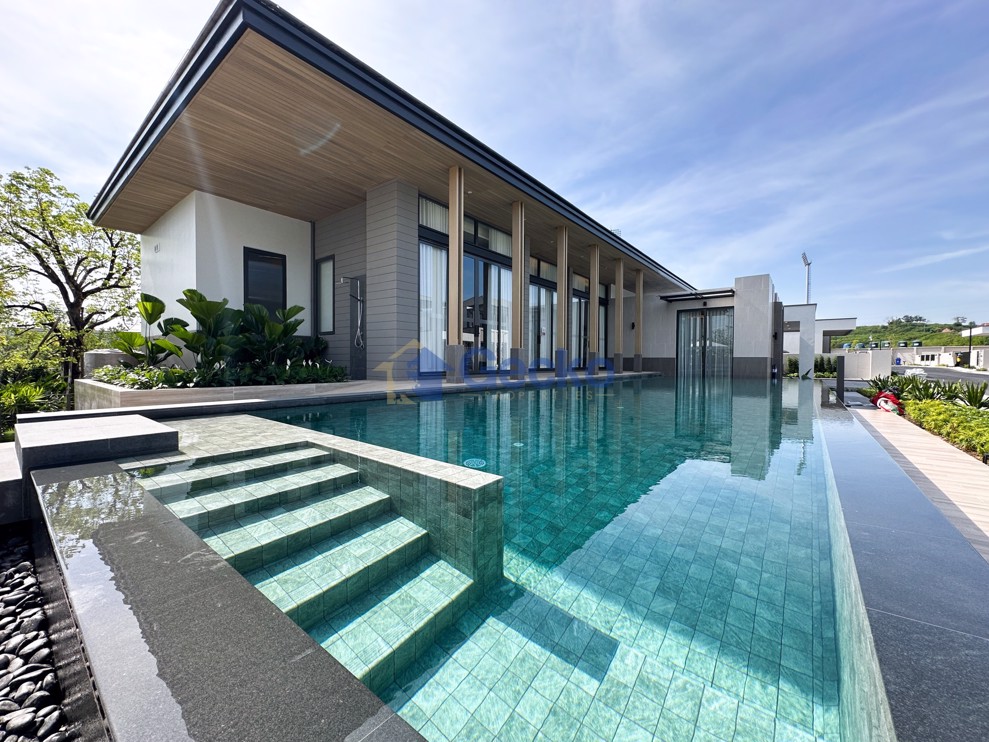 4 Bedrooms House in Cascade  East Pattaya H011991 (Cover Photo)