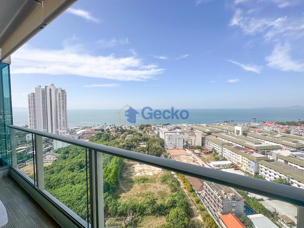 2 Bedrooms Condo in The Riviera Jomtien Jomtien C012073 (Cover Photo)