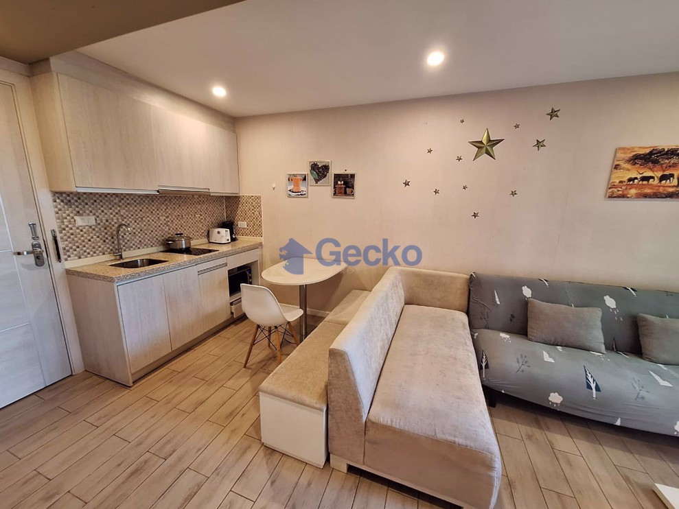 1 Bedroom Condo in Seven Seas Condo Resort Jomtien C012078 (Photo 4)