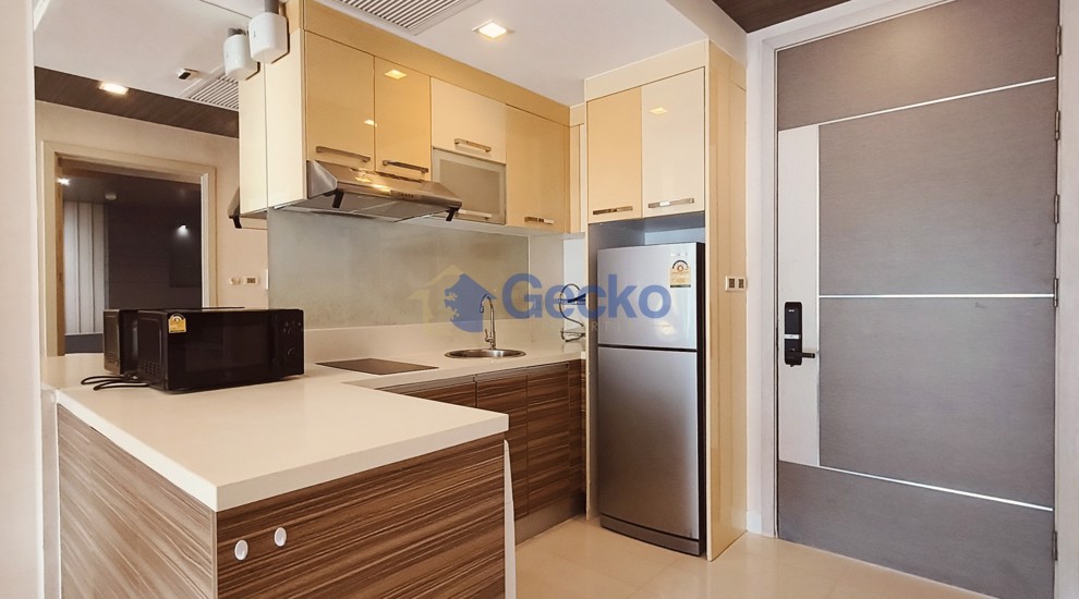 2 ห้องนอน คอนโดมิเนี่ยม in Apus Condominium พัทยากลาง C012091 (Photo 2)