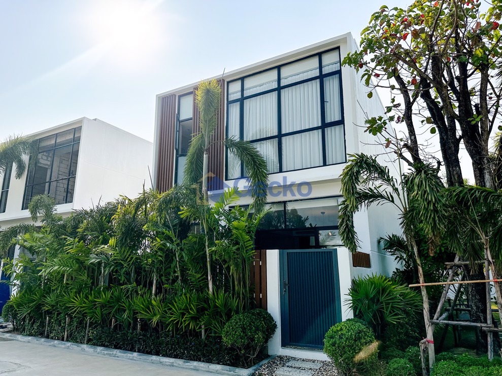 Maxx Pattaya Manor Villa & Hotel (Cover Photo)