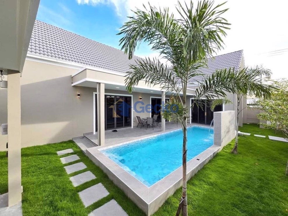 3 Bedrooms House in Parkside Pool Villas  East Pattaya H012110 (Photo 2)