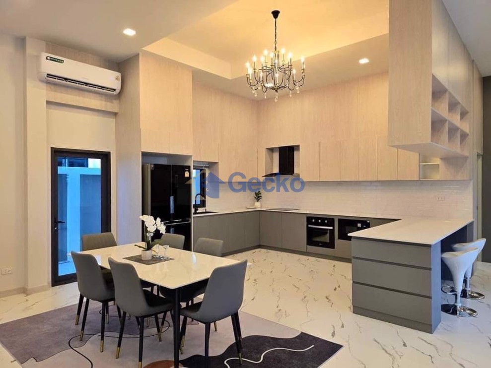 3 Bedrooms House in Parkside Pool Villas  East Pattaya H012110 (Photo 3)