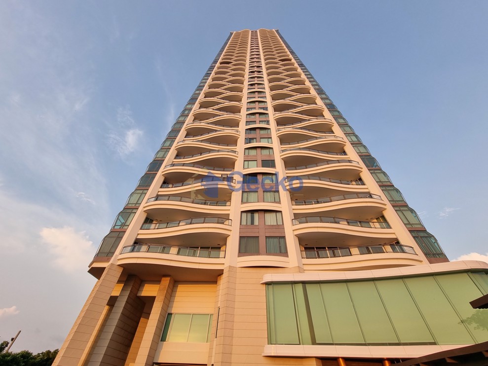 1 Bedroom Condo in Reflection Jomtien C012114 (Photo 1)