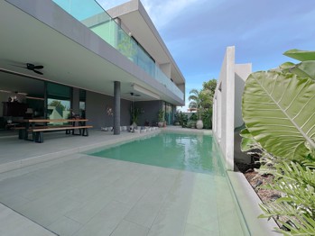 4 ห้องนอน บ้าน  พัทยาตะวันออก H012116
