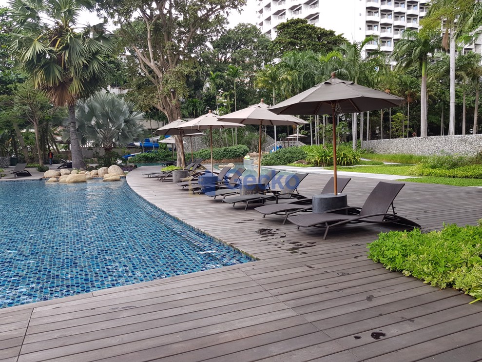 4 Bedrooms Condo in Northpoint Wongamat C012148 (Photo 1)