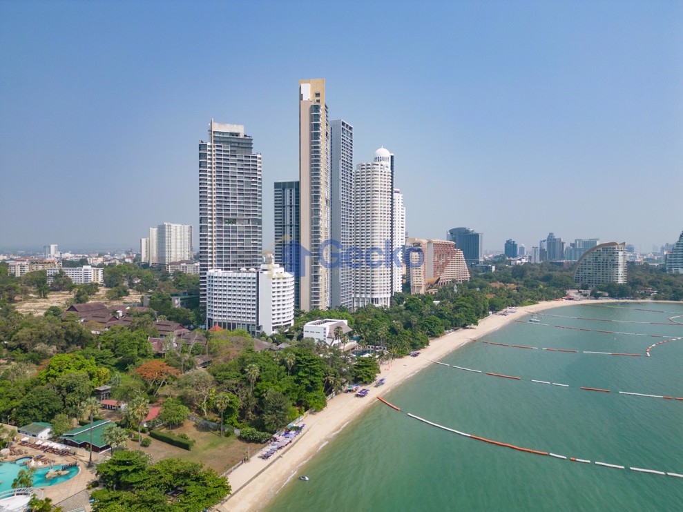 4 Bedrooms Condo in Northpoint Wongamat C012148 (Cover Photo)
