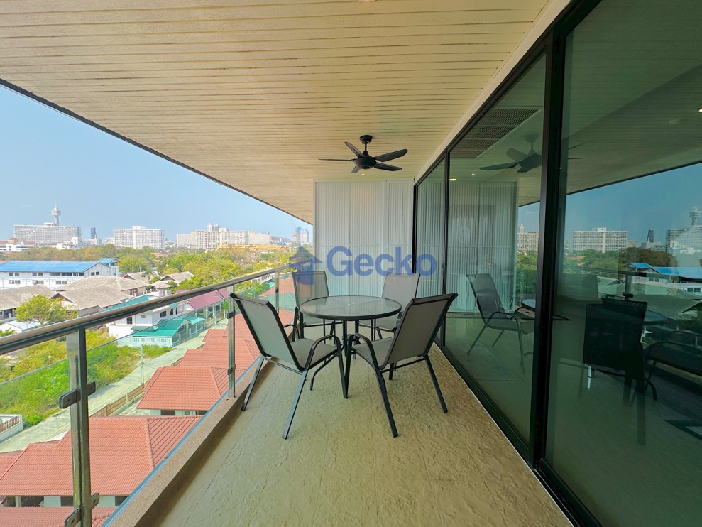 1 Bedroom Condo in Gardenia Pattaya Jomtien C012164 (Photo 2)