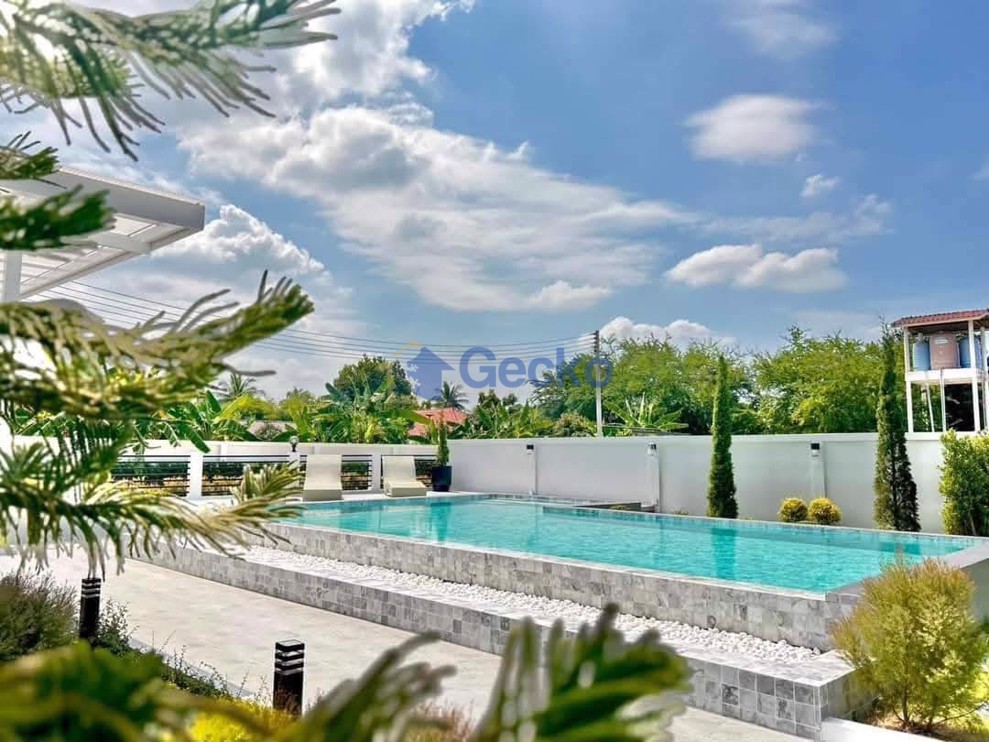 4 ห้องนอน บ้าน in Tamarind Village  ห้วยใหญ่ H012169 (Photo 2)