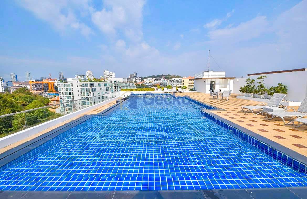 2 Bedrooms Condo in Nova Ocean View Pratumnak C012172