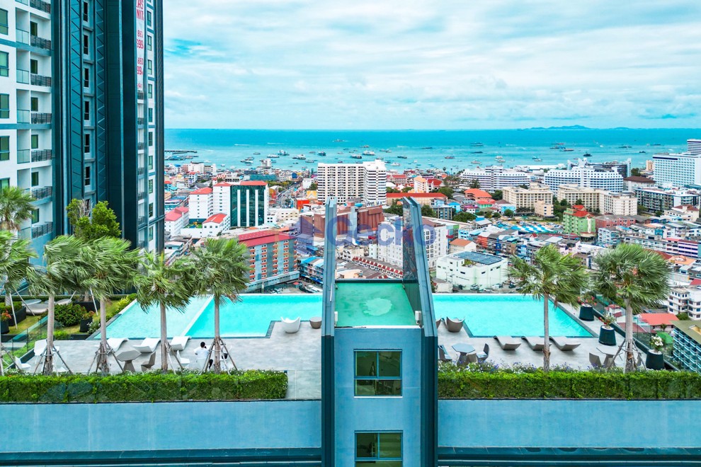 2 Bedrooms Condo in Arcadia Millennium Tower South Pattaya C012177 (Photo 1)
