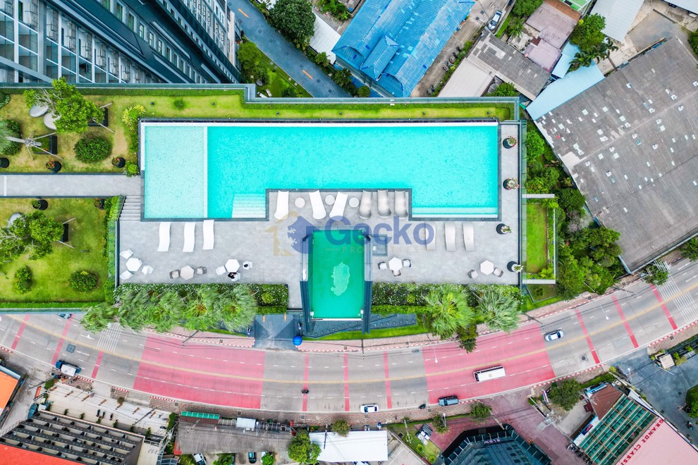 2 Bedrooms Condo in Arcadia Millennium Tower South Pattaya C012179 (Photo 4)