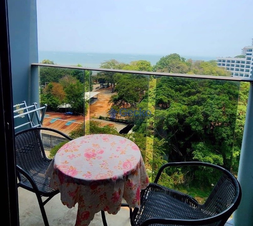 1 Bedroom Condo in Andromeda Pratumnak C012182 (Photo 2)
